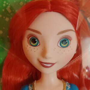 New Hasbro Disney Princess Royal Shimmer Merida Doll